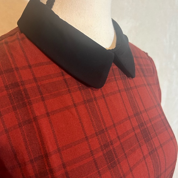 Plaid Collared Dress - Picture 3 of 8